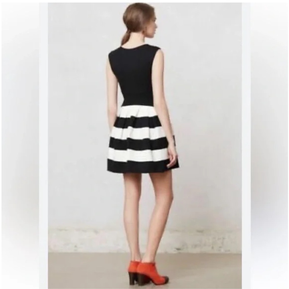 Anthropologie Strata Dress Ponte Fit & Flare By Eva Franco Size 2 - Picture 3 of 8